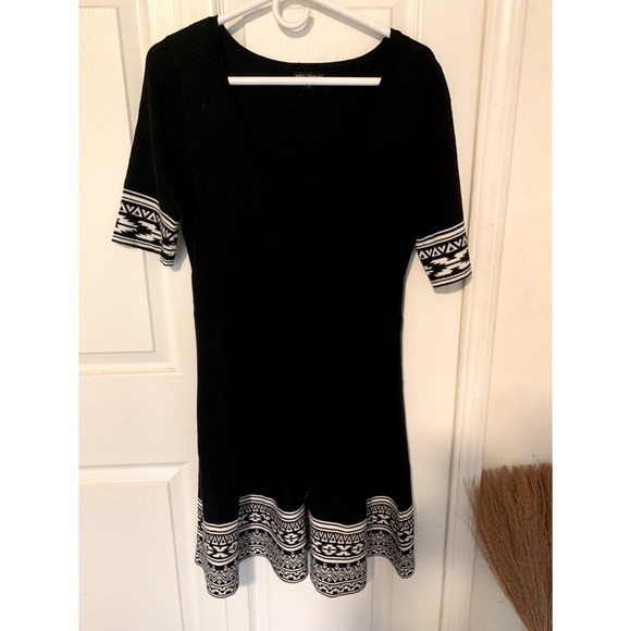 Nina Leonard dress - Picture 2 of 4